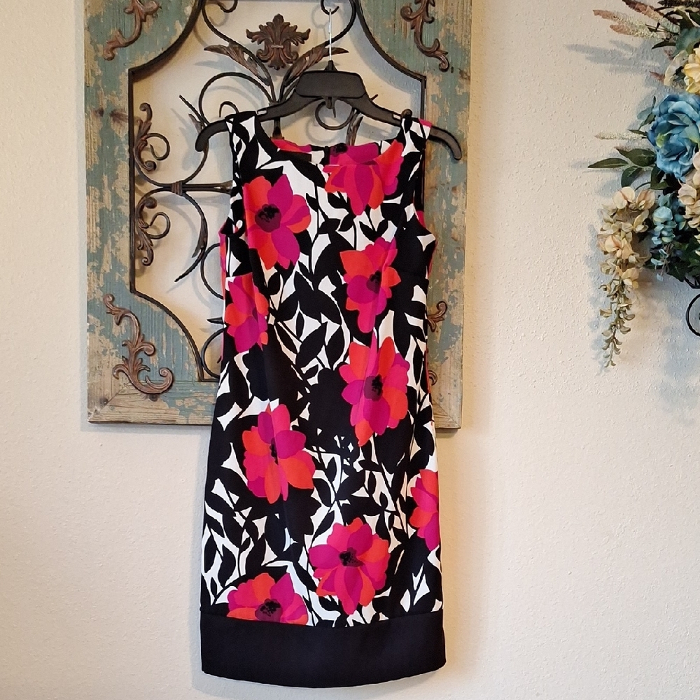 🔥🔥CLEARANCE ITEM🔥🔥AB Studio Pink and Black Sheath Dress.  NWOT Size 2
